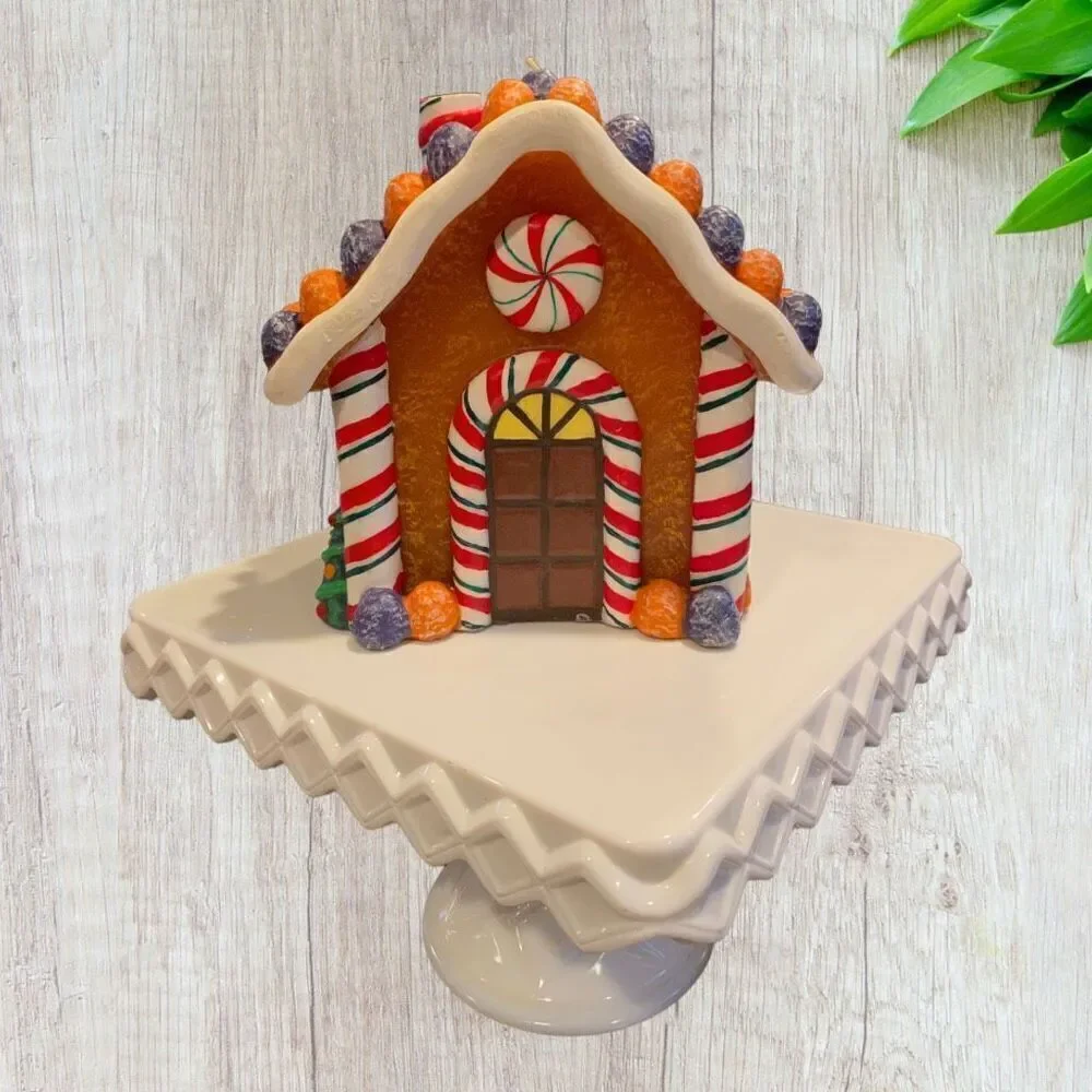 Vintage Gingerbread House Candle